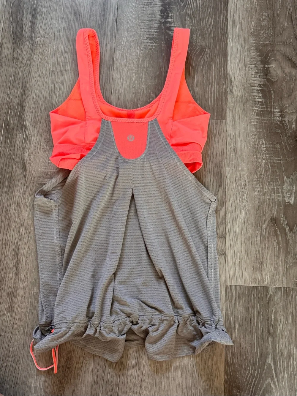 lululemon Run Times Tank Size 4 Gray Coral Orange W1F18S